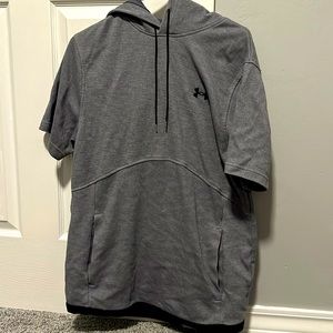 Under armor t-shirt hoodie